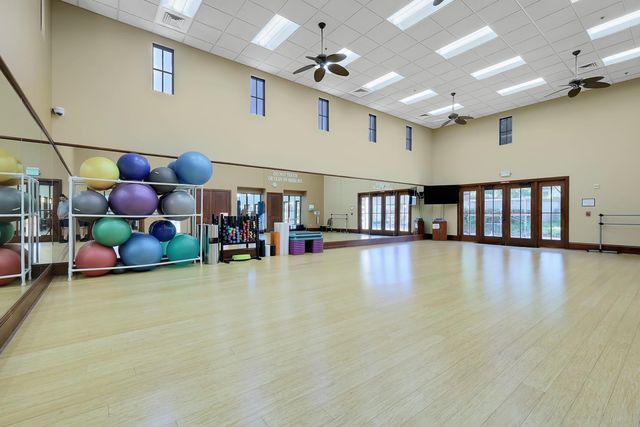 470 Pelican Bay Cir, Sacramento, CA 95835