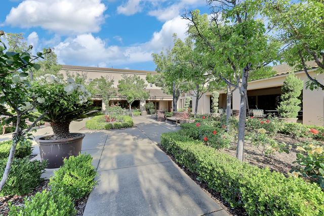 470 Pelican Bay Cir, Sacramento, CA 95835