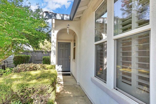 470 Pelican Bay Cir, Sacramento, CA 95835