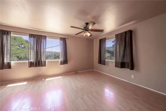 12410 Lakeview Drive, Clearlake Oaks, CA 95423