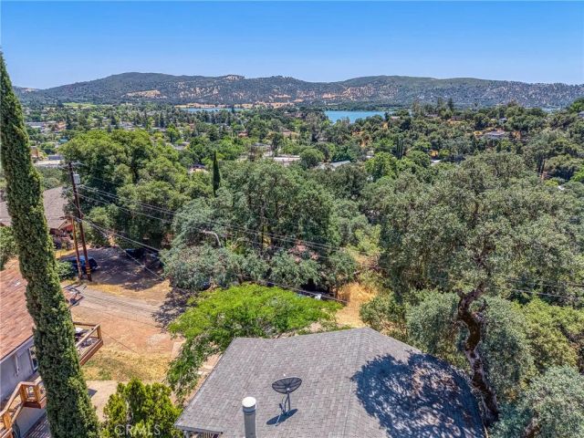 12410 Lakeview Drive, Clearlake Oaks, CA 95423
