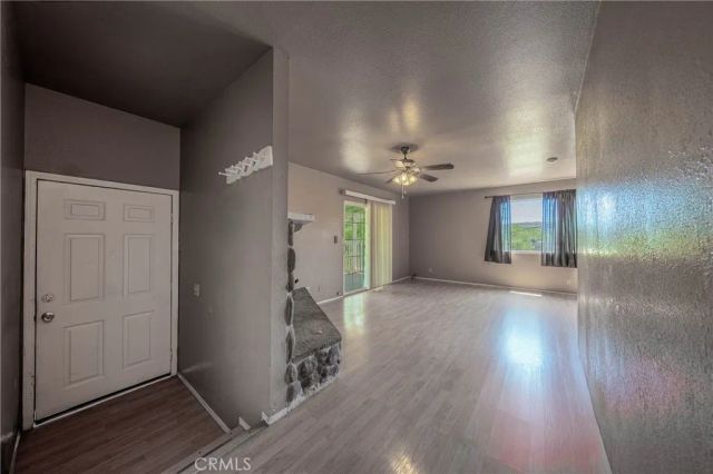 12410 Lakeview Drive, Clearlake Oaks, CA 95423