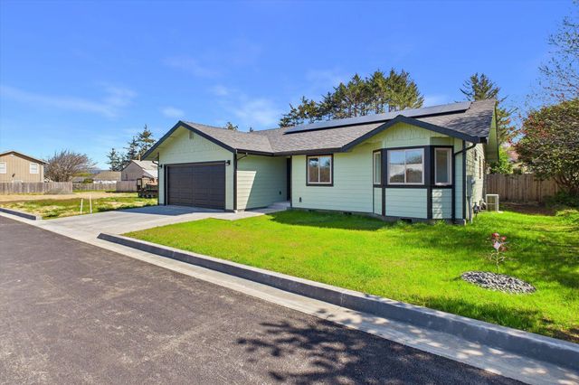 1201 Lily Kay Lane, Mckinleyville, CA 95519