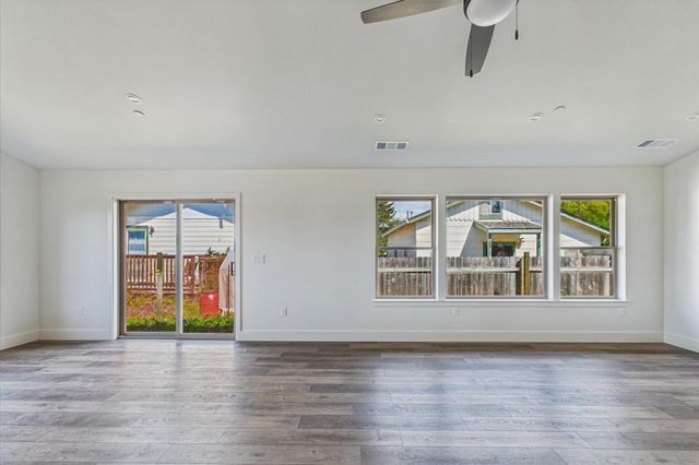 1201 Lily Kay Lane, Mckinleyville, CA 95519