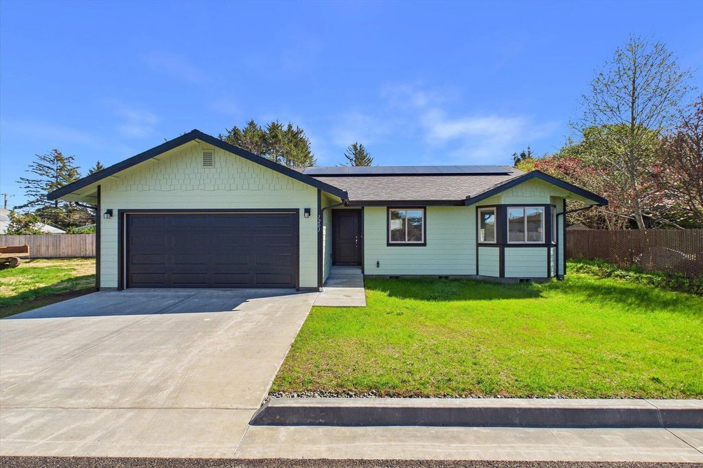 1201 Lily Kay Lane, Mckinleyville, CA 95519