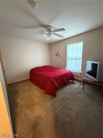 1504 White Avenue, Akron, OH 44307