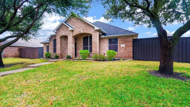 9645 Fairmont Drive, Frisco, TX 75035