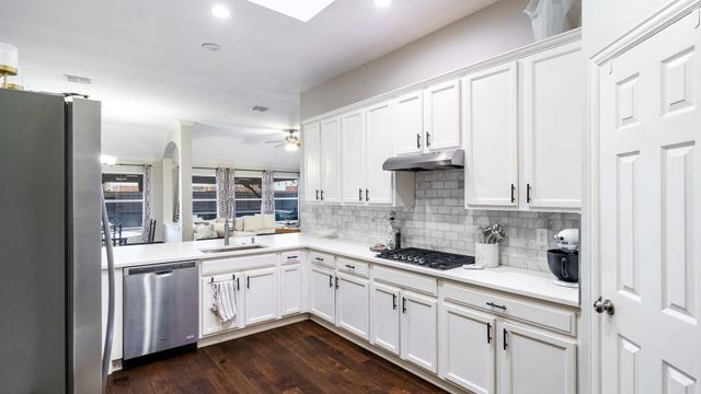 9645 Fairmont Drive, Frisco, TX 75035