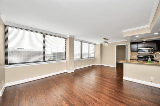 3525 Sage Road 909, Houston, TX 77056