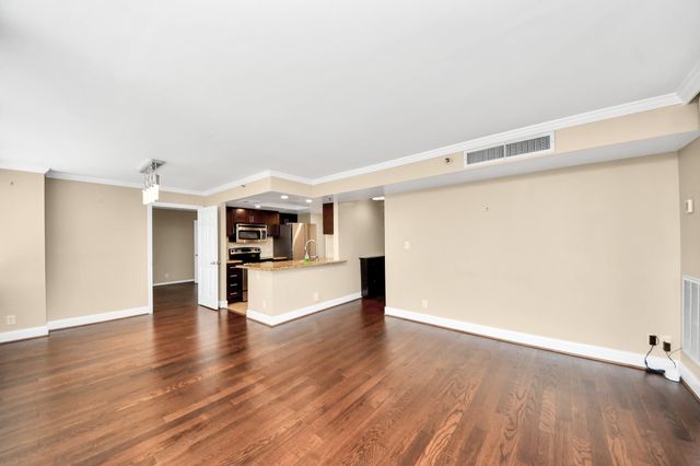 3525 Sage Road 909, Houston, TX 77056