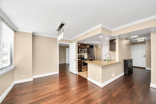 3525 Sage Road 909, Houston, TX 77056