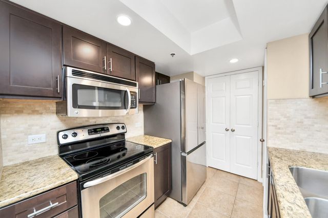 3525 Sage Road 909, Houston, TX 77056
