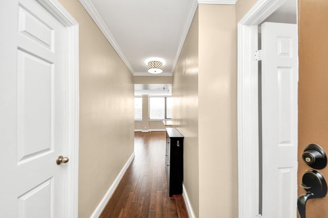 3525 Sage Road 909, Houston, TX 77056