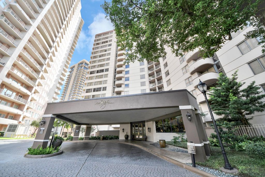 3525 Sage Road 909, Houston, TX 77056