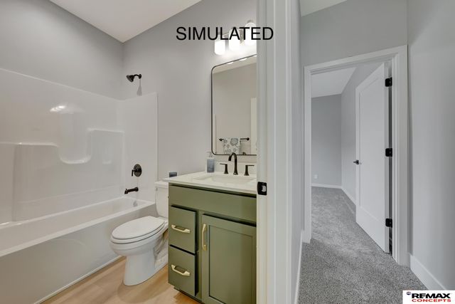 981 W Avondale Street, Lincoln, NE 68523