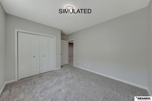 981 W Avondale Street, Lincoln, NE 68523