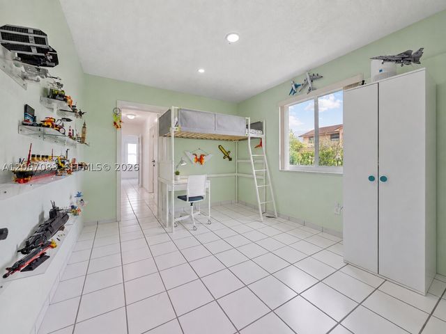 3930 W 2nd Ave, Hialeah, FL 33012