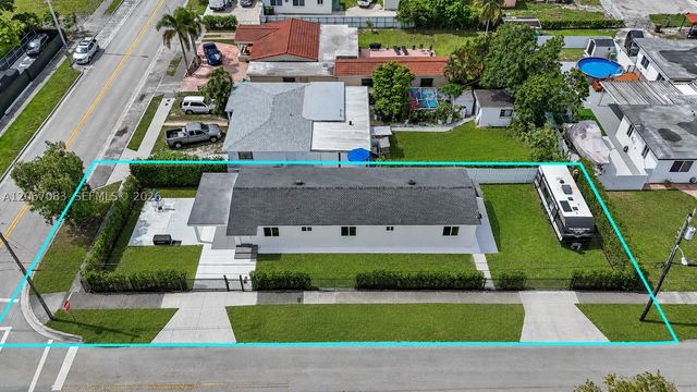 3930 W 2nd Ave, Hialeah, FL 33012