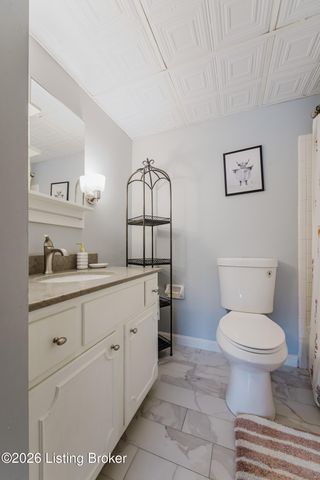 4701 Salisbury Square 104, Louisville, KY 40207