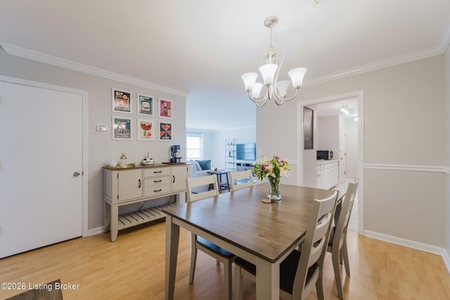 4701 Salisbury Square 104, Louisville, KY 40207