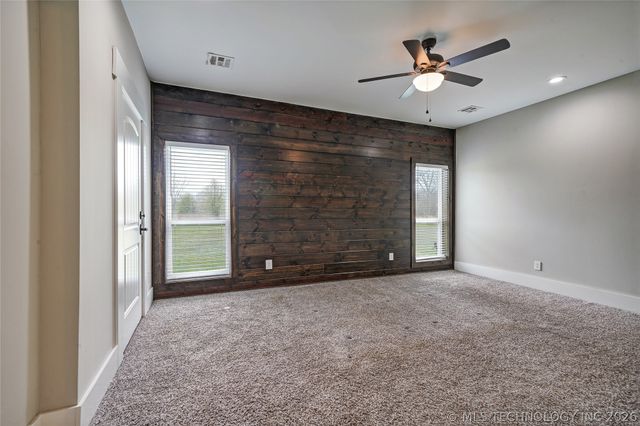 1685 N County Line Road E, Fort Gibson, OK 74434