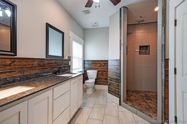 1685 N County Line Road E, Fort Gibson, OK 74434