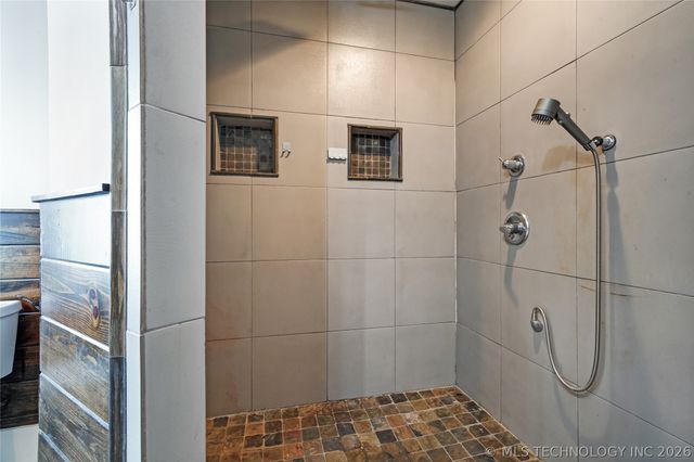 1685 N County Line Road E, Fort Gibson, OK 74434