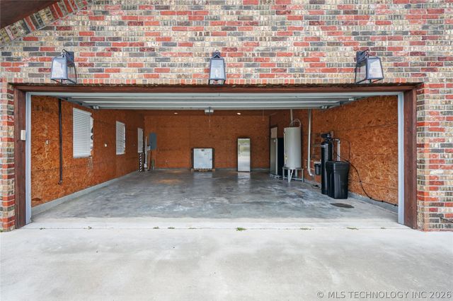 1685 N County Line Road E, Fort Gibson, OK 74434