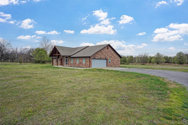 1685 N County Line Road E, Fort Gibson, OK 74434