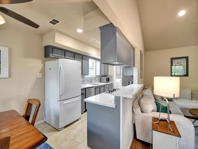 21902 Meadowhill Drive, Spring, TX 77388