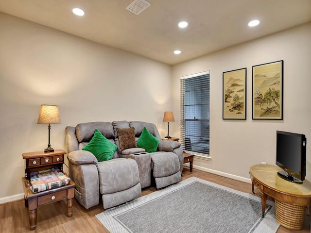 21902 Meadowhill Drive, Spring, TX 77388