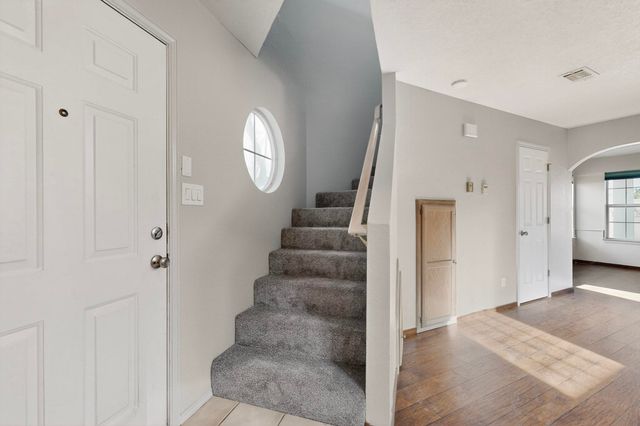 7015 Marigot Court NW, Albuquerque, NM 87120