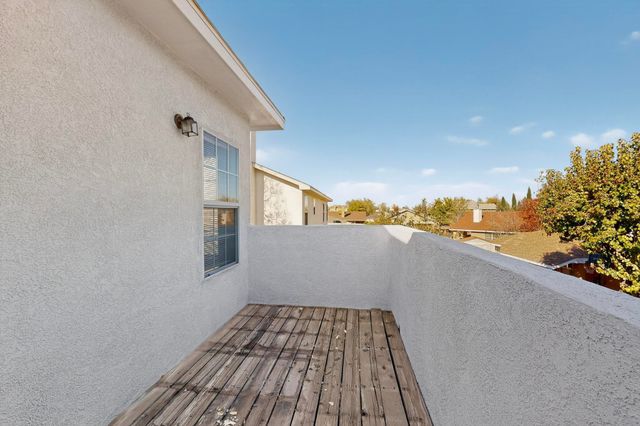 7015 Marigot Court NW, Albuquerque, NM 87120