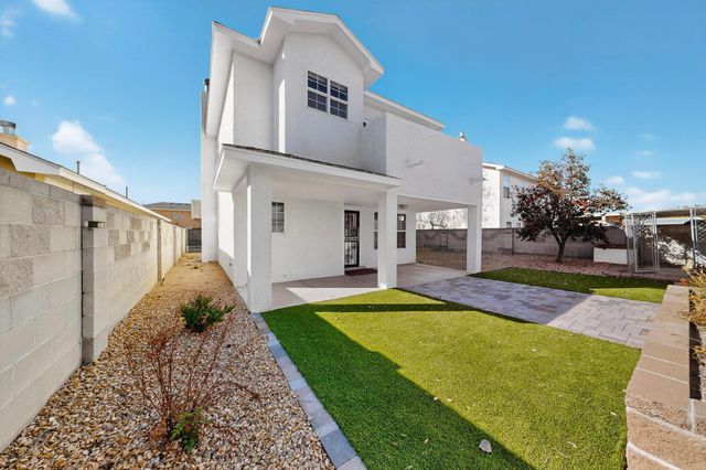 7015 Marigot Court NW, Albuquerque, NM 87120