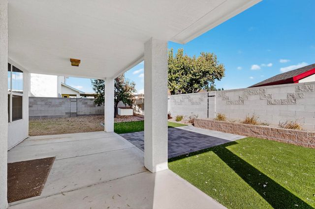 7015 Marigot Court NW, Albuquerque, NM 87120