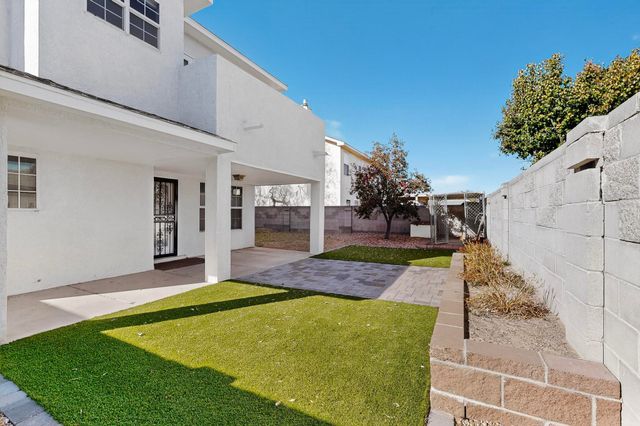 7015 Marigot Court NW, Albuquerque, NM 87120