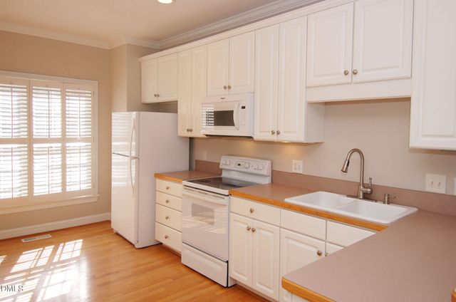 1327 Cameron View Court, Raleigh, NC 27607