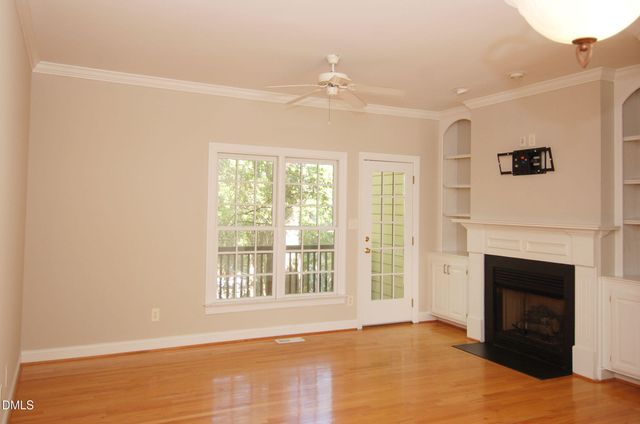 1327 Cameron View Court, Raleigh, NC 27607