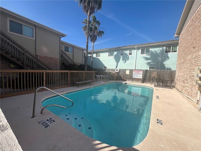 15209 Leeward Dr B1, Corpus Christi, TX 78418