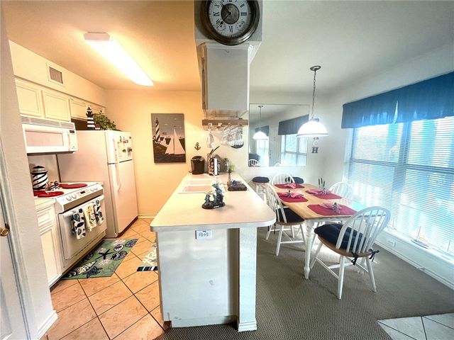 15209 Leeward Dr B1, Corpus Christi, TX 78418