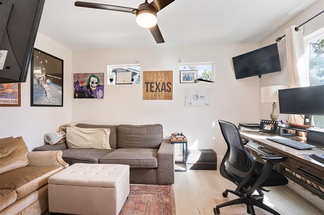 5000 Lansing DR 1, Austin, TX 78745