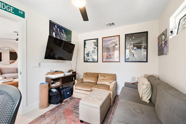 5000 Lansing DR 1, Austin, TX 78745