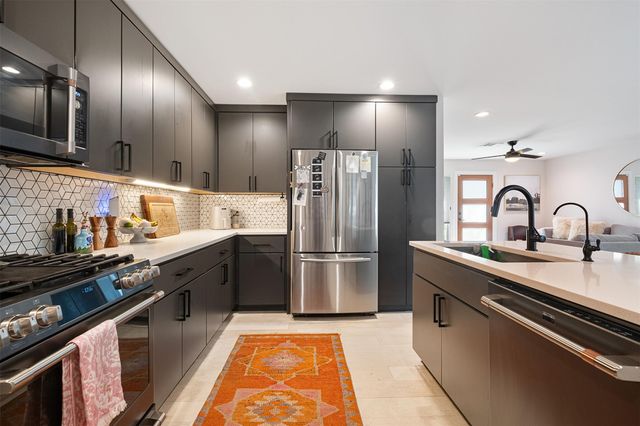 5000 Lansing DR 1, Austin, TX 78745