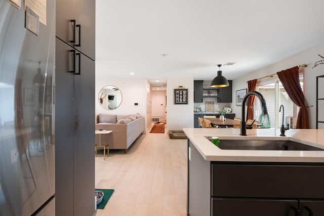 5000 Lansing DR 1, Austin, TX 78745