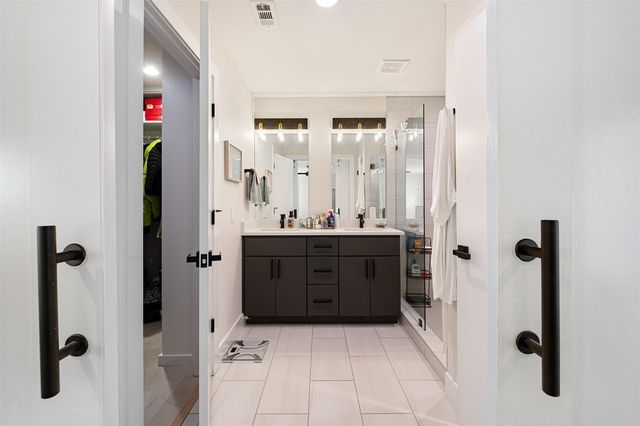 5000 Lansing DR 1, Austin, TX 78745