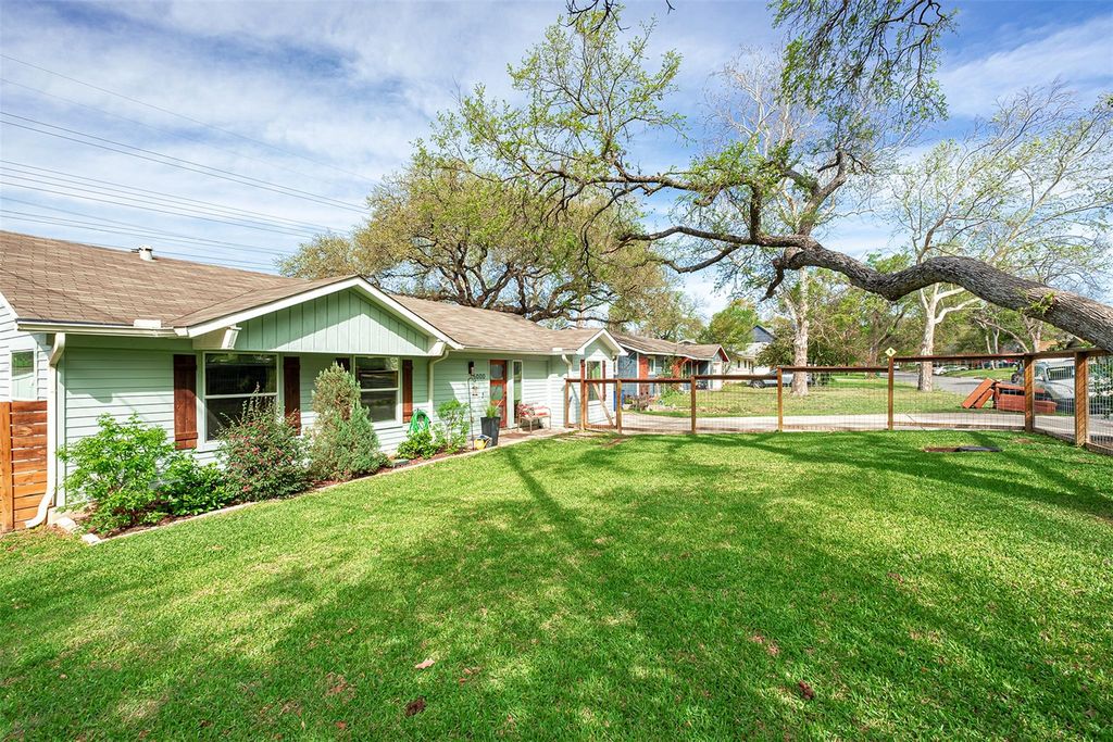 5000 Lansing DR 1, Austin, TX 78745