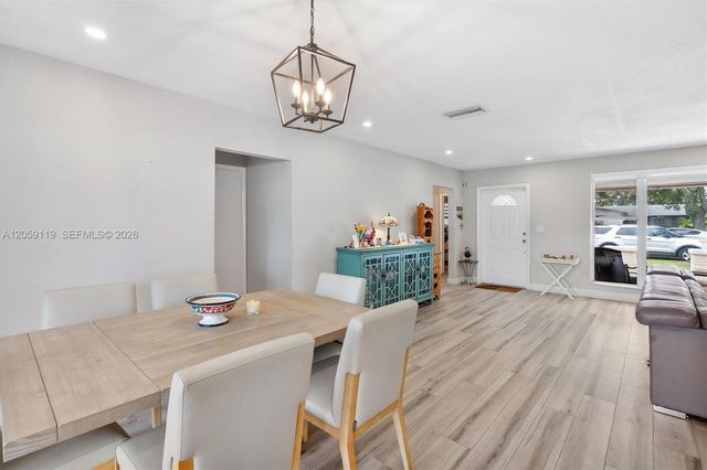 8963 SW 53rd Street, Cooper City, FL 33328
