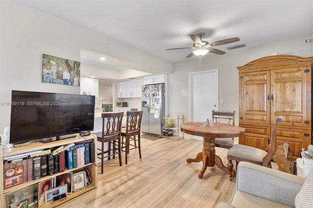 8963 SW 53rd Street, Cooper City, FL 33328