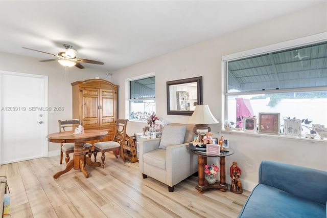 8963 SW 53rd Street, Cooper City, FL 33328