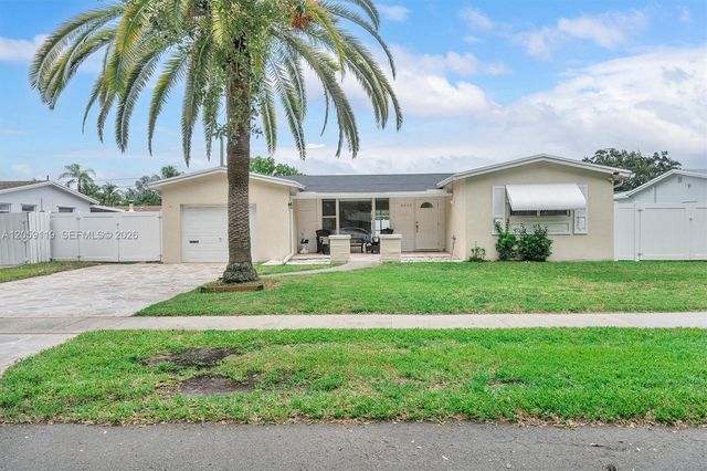 8963 SW 53rd Street, Cooper City, FL 33328